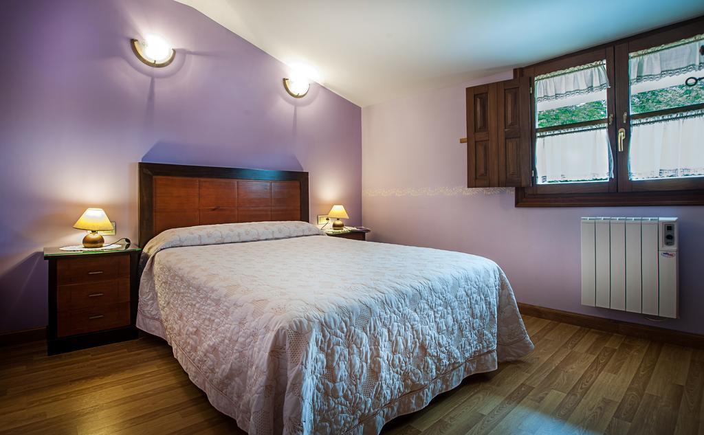 Apartamentos El Pradon De Santa Marina Parres de Llanes Room photo